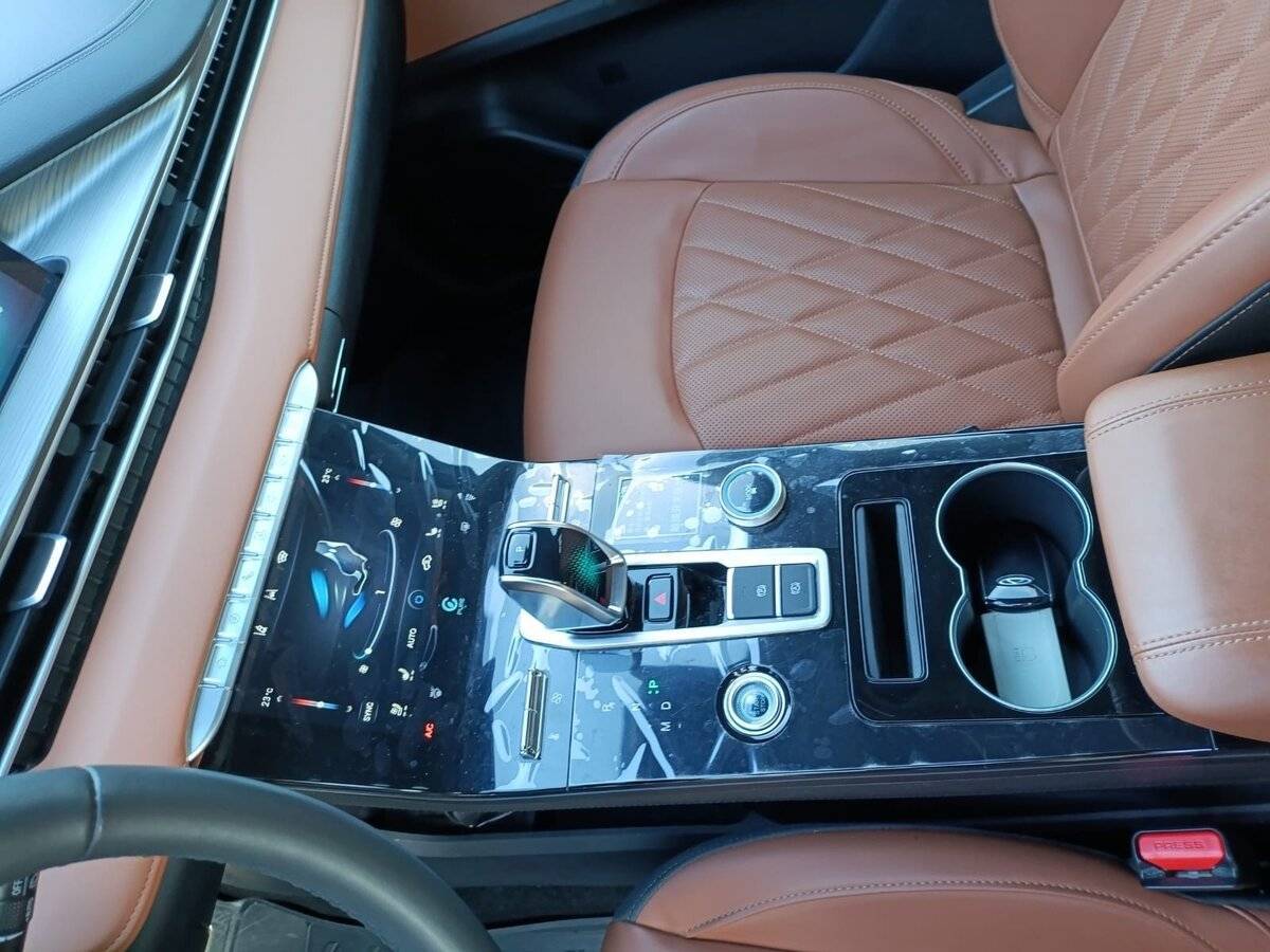 Chery Tiggo 8 Pro Max с пробегом — 2022 год. Фото: #2