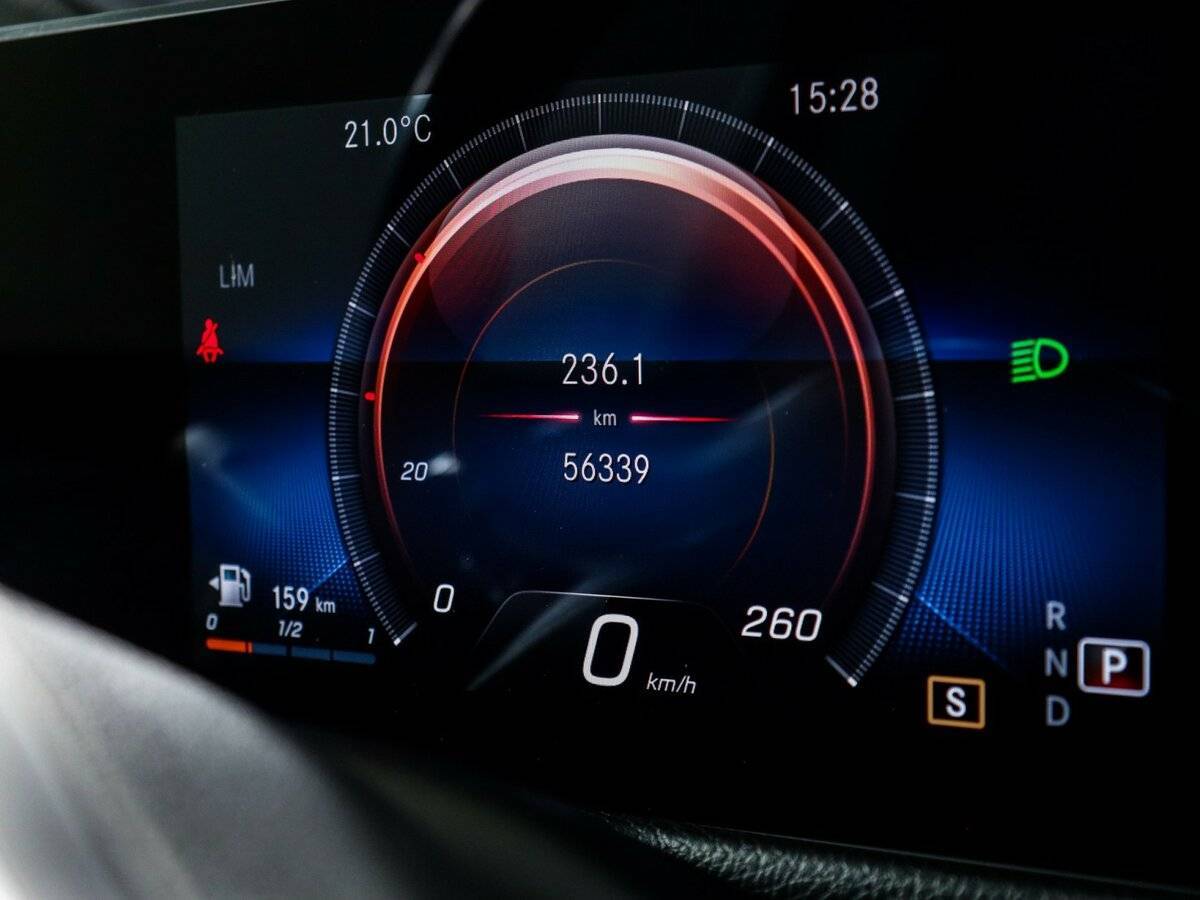 Mercedes-Benz GLB с пробегом — 2021 год. Фото: #5