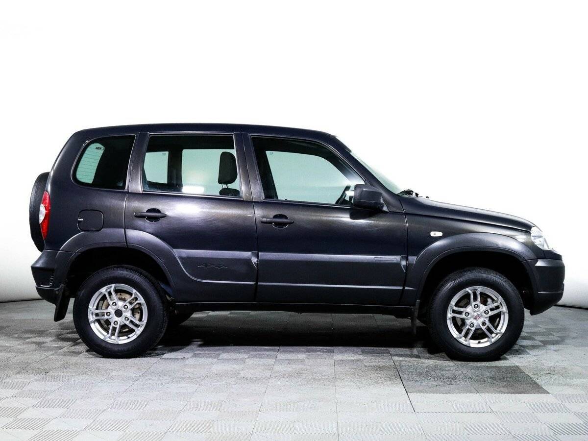 Chevrolet Niva с пробегом — 2019 год. Фото: #3