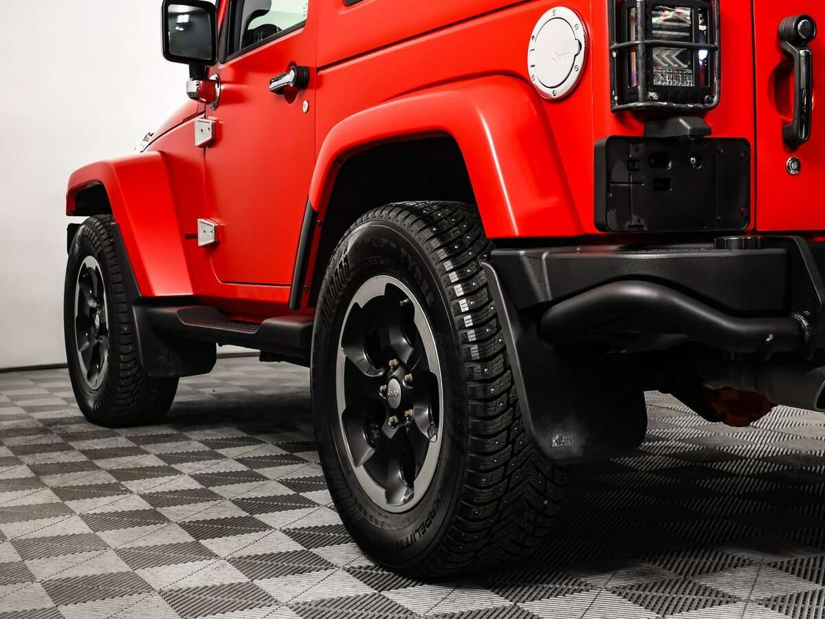 Jeep Wrangler с пробегом — 2014 год. Фото: #14