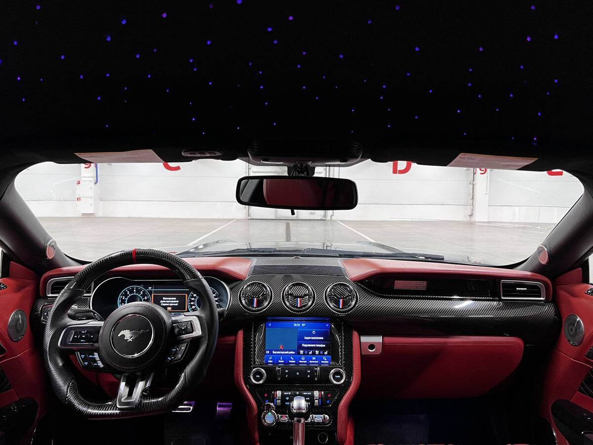 Ford Mustang с пробегом — 2016 год. Фото: #13