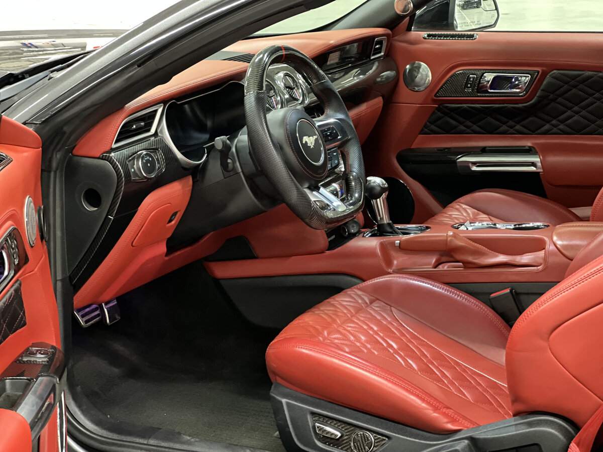 Ford Mustang с пробегом — 2016 год. Фото: #15