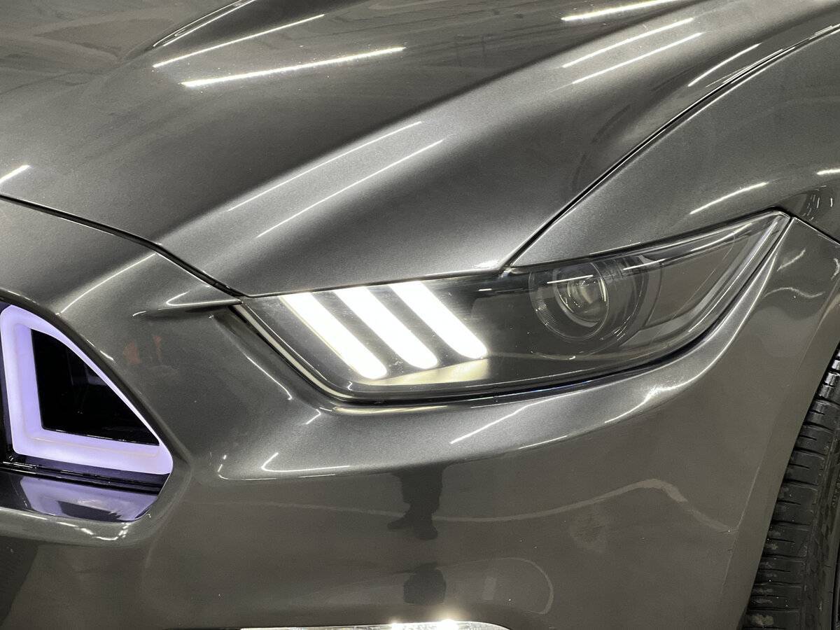 Ford Mustang с пробегом — 2016 год. Фото: #16