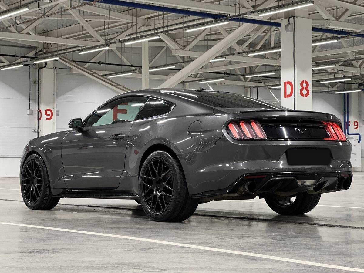 Ford Mustang с пробегом — 2016 год. Фото: #25