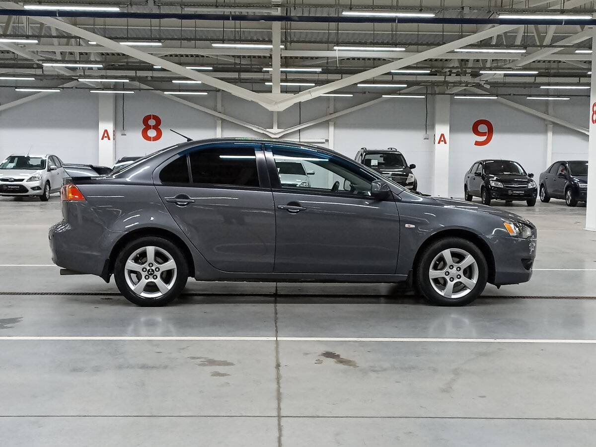 Mitsubishi Lancer с пробегом — 2008 год. Фото: #3