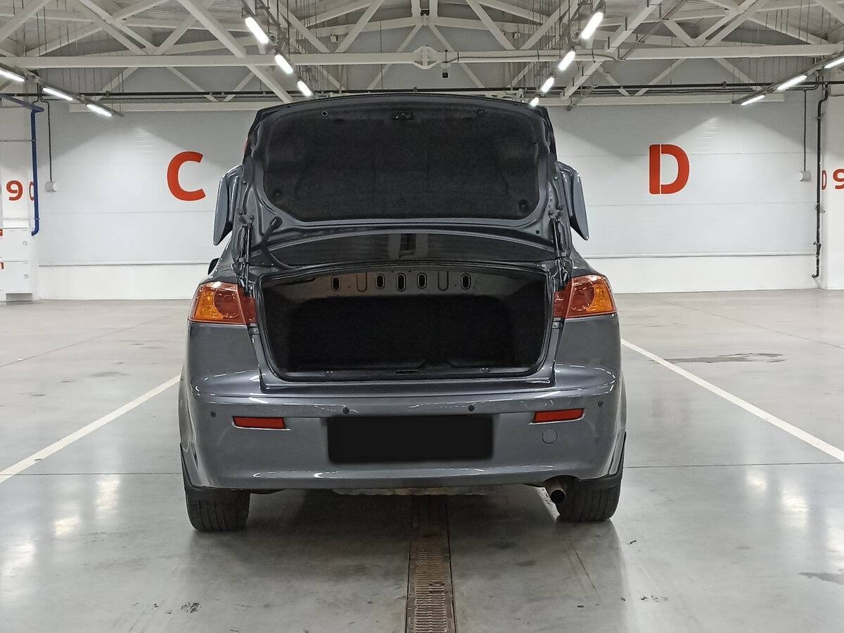 Mitsubishi Lancer с пробегом — 2008 год. Фото: #9