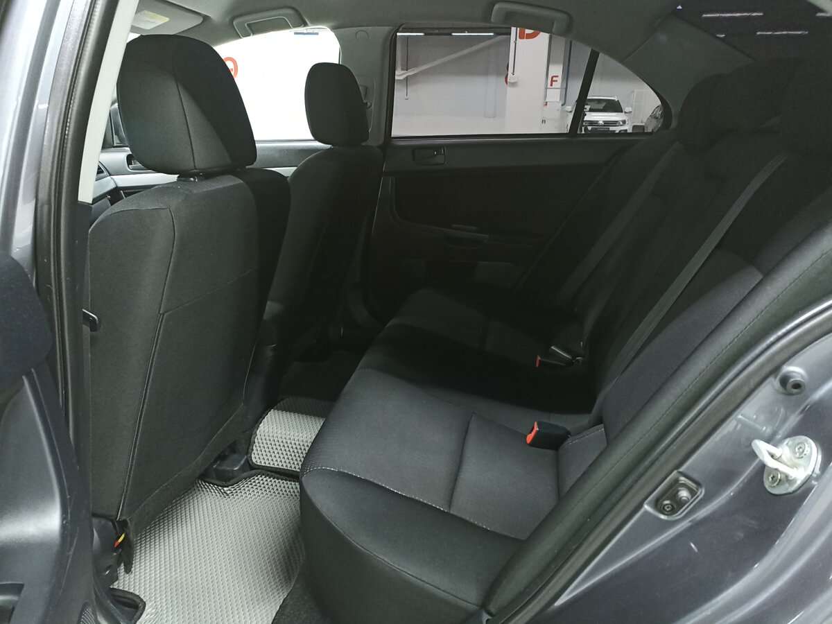 Mitsubishi Lancer с пробегом — 2008 год. Фото: #11