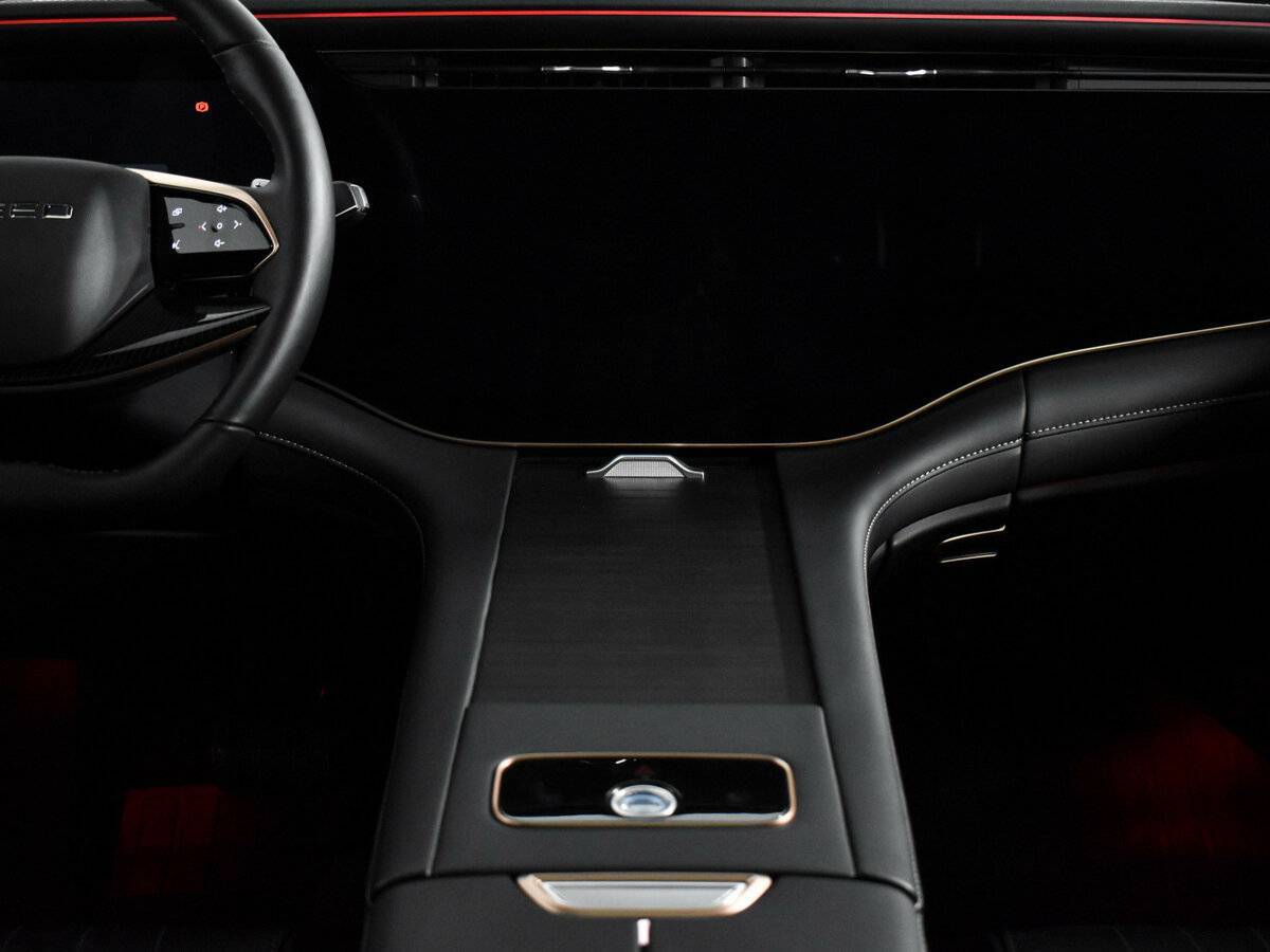 EXEED VX с пробегом — 2023 год. Фото: #12