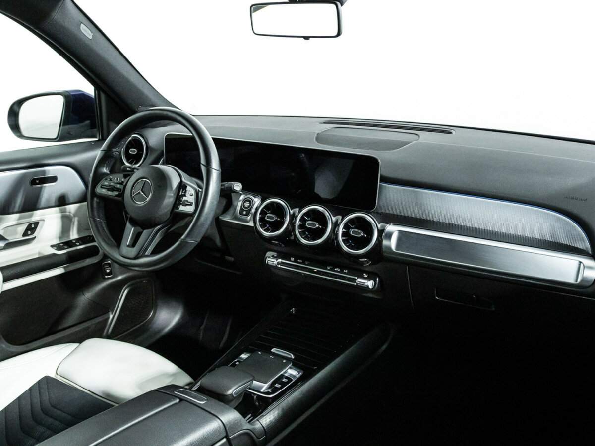 Mercedes-Benz GLB с пробегом — 2020 год. Фото: #8