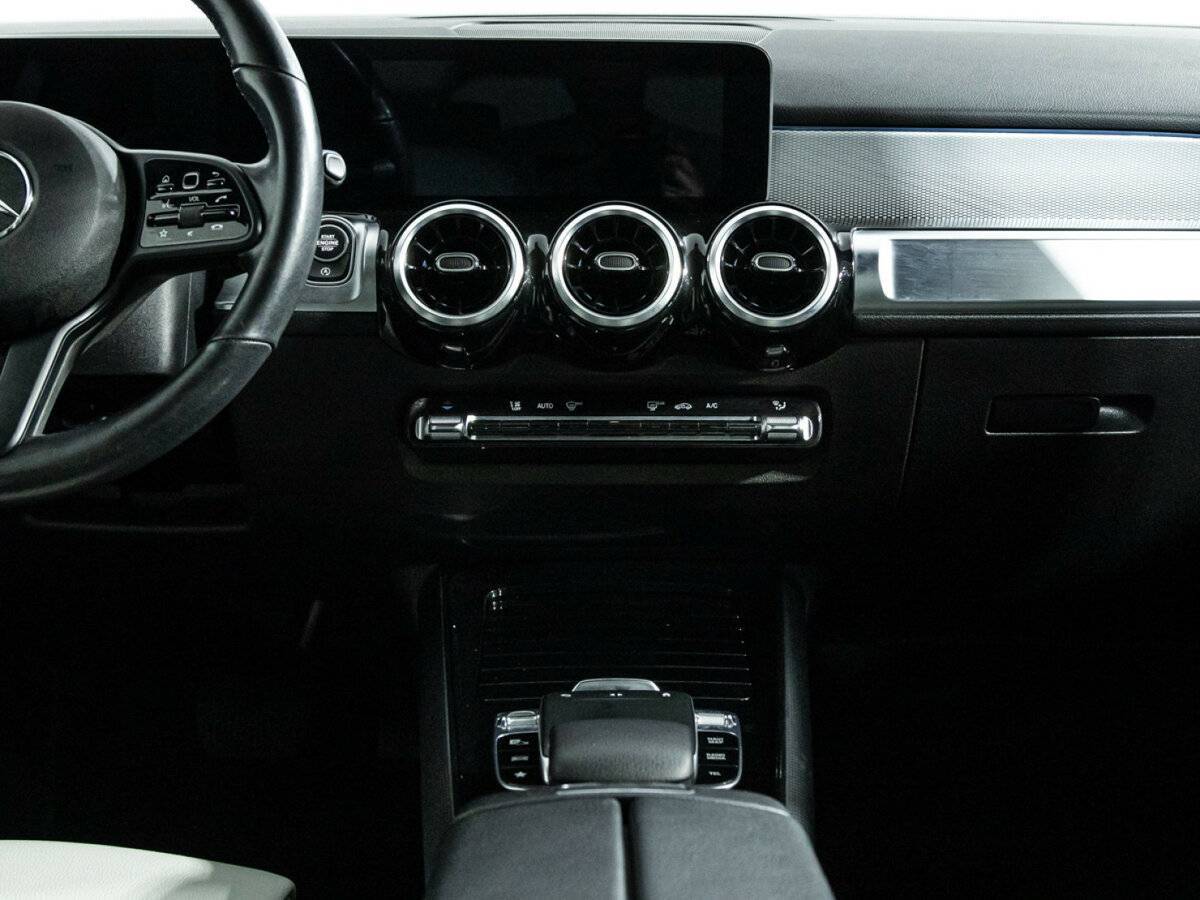 Mercedes-Benz GLB с пробегом — 2020 год. Фото: #13