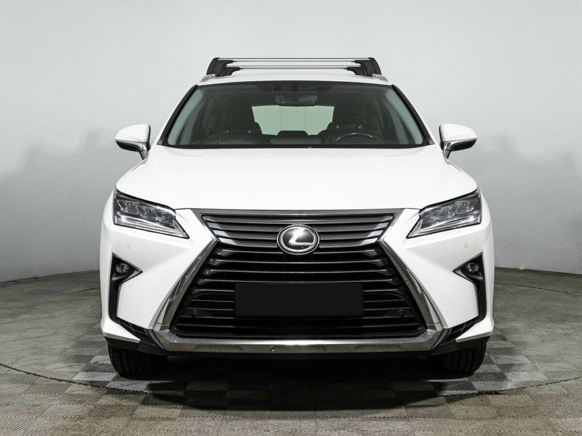 Lexus RX с пробегом — 2018 год. Фото: #1