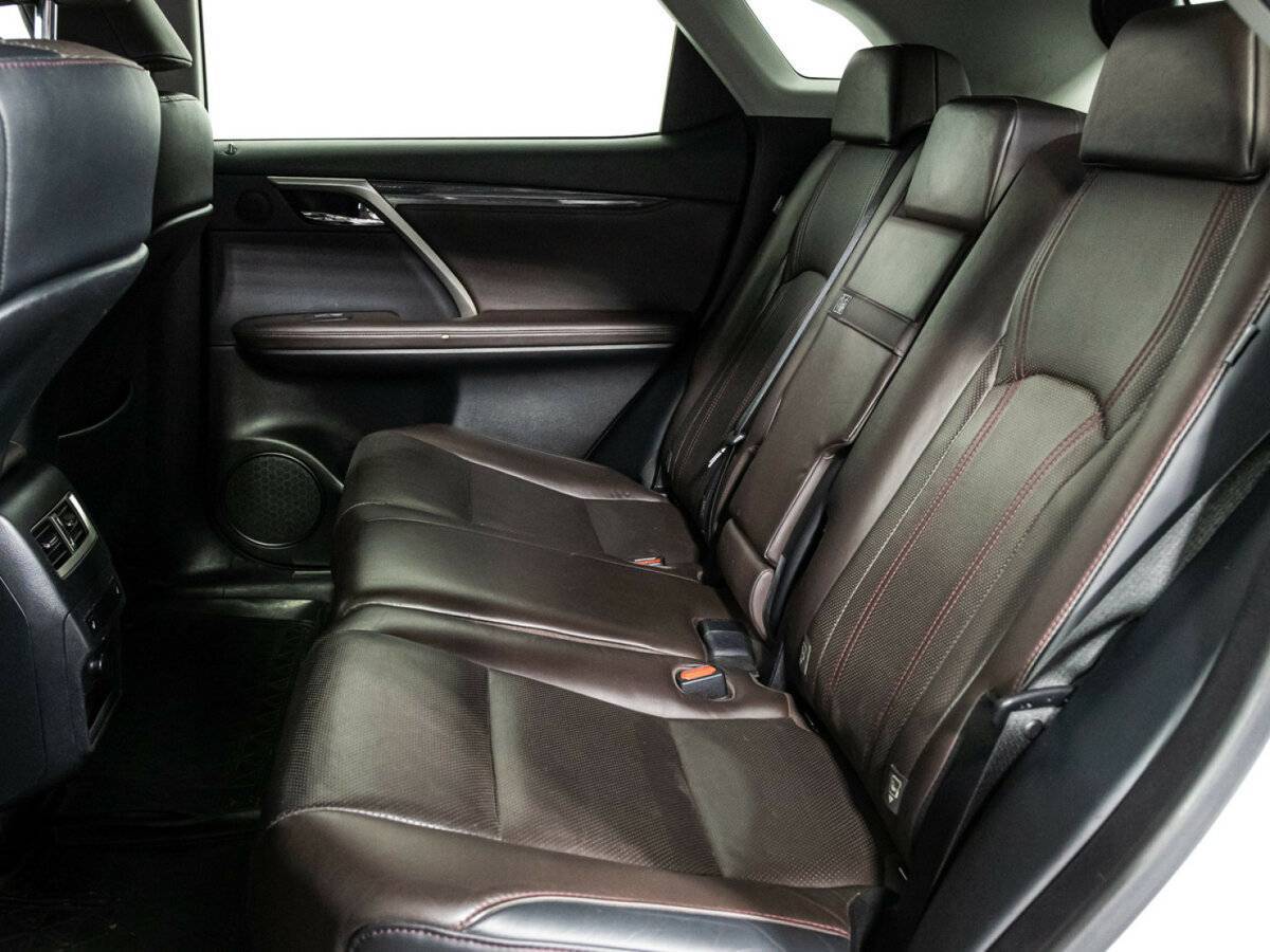 Lexus RX с пробегом — 2018 год. Фото: #9
