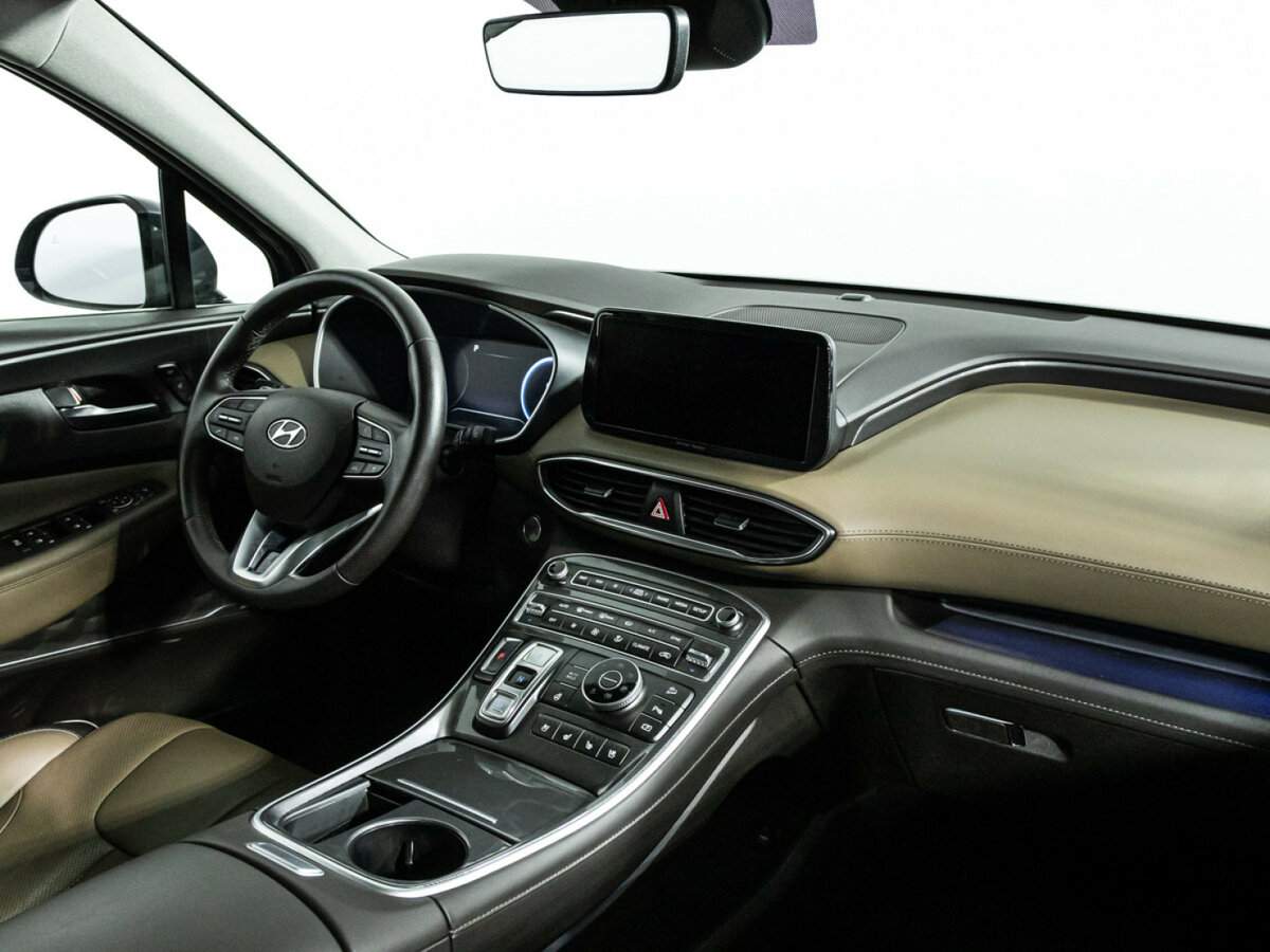 Hyundai Santa Fe с пробегом — 2021 год. Фото: #8