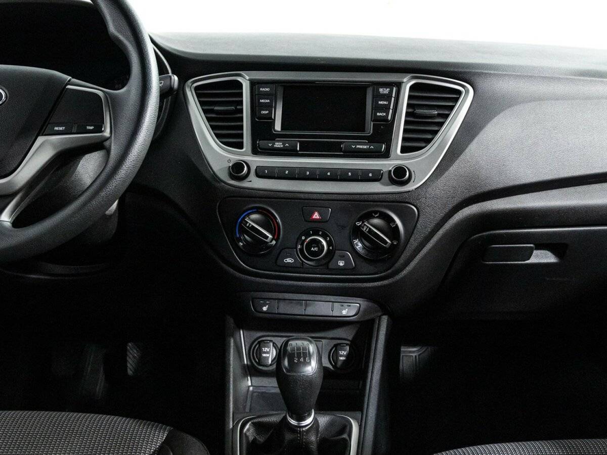 Hyundai Solaris с пробегом — 2019 год. Фото: #13