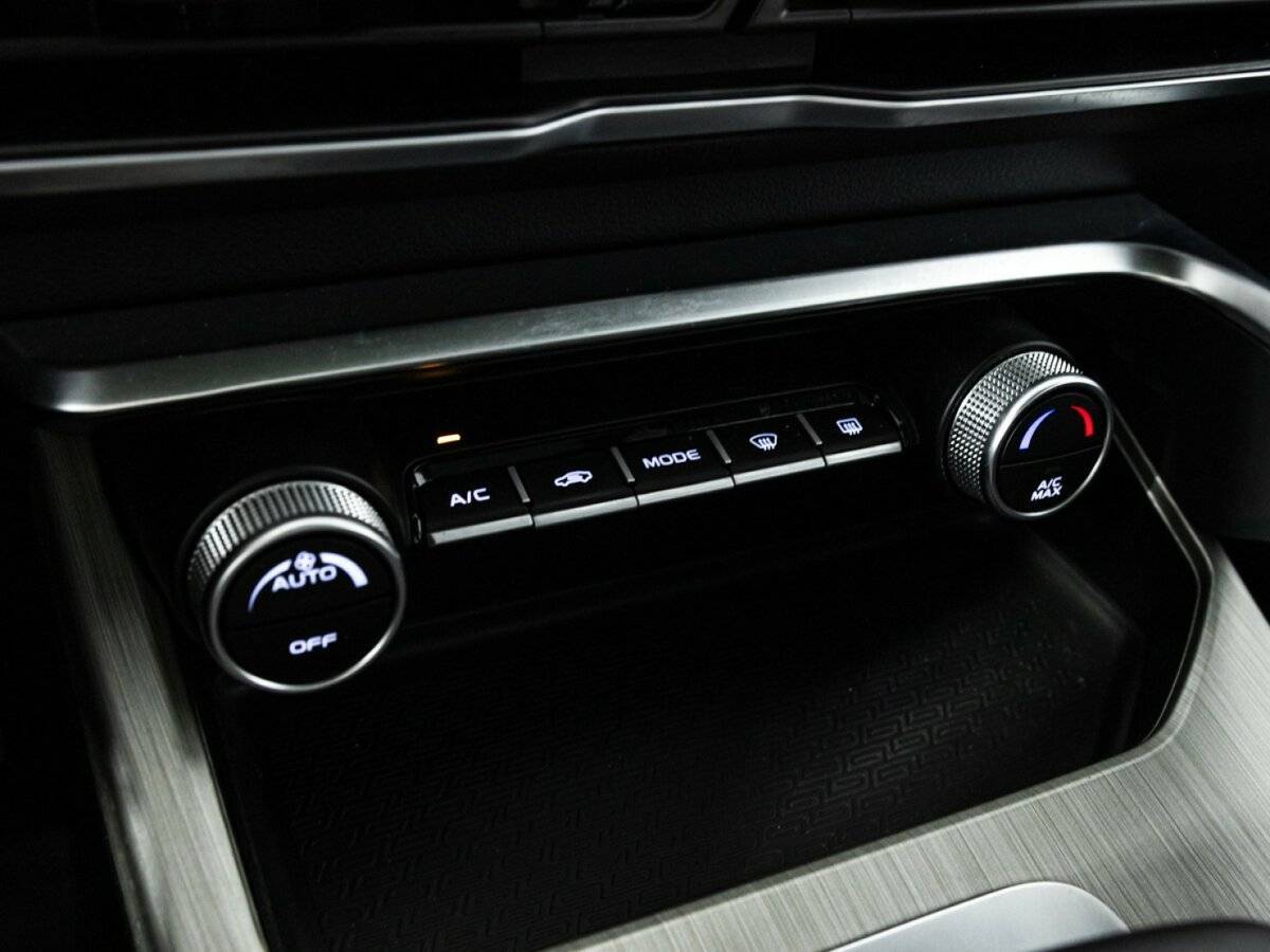 Geely Coolray с пробегом — 2023 год. Фото: #18