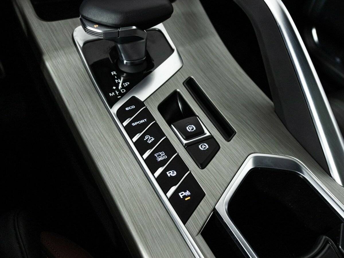 Geely Coolray с пробегом — 2023 год. Фото: #19