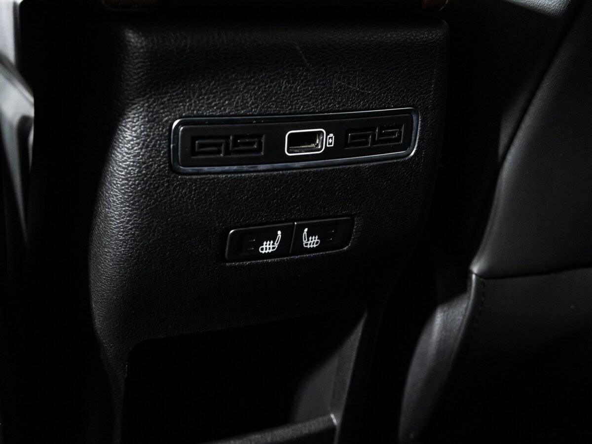 Geely Coolray с пробегом — 2023 год. Фото: #22