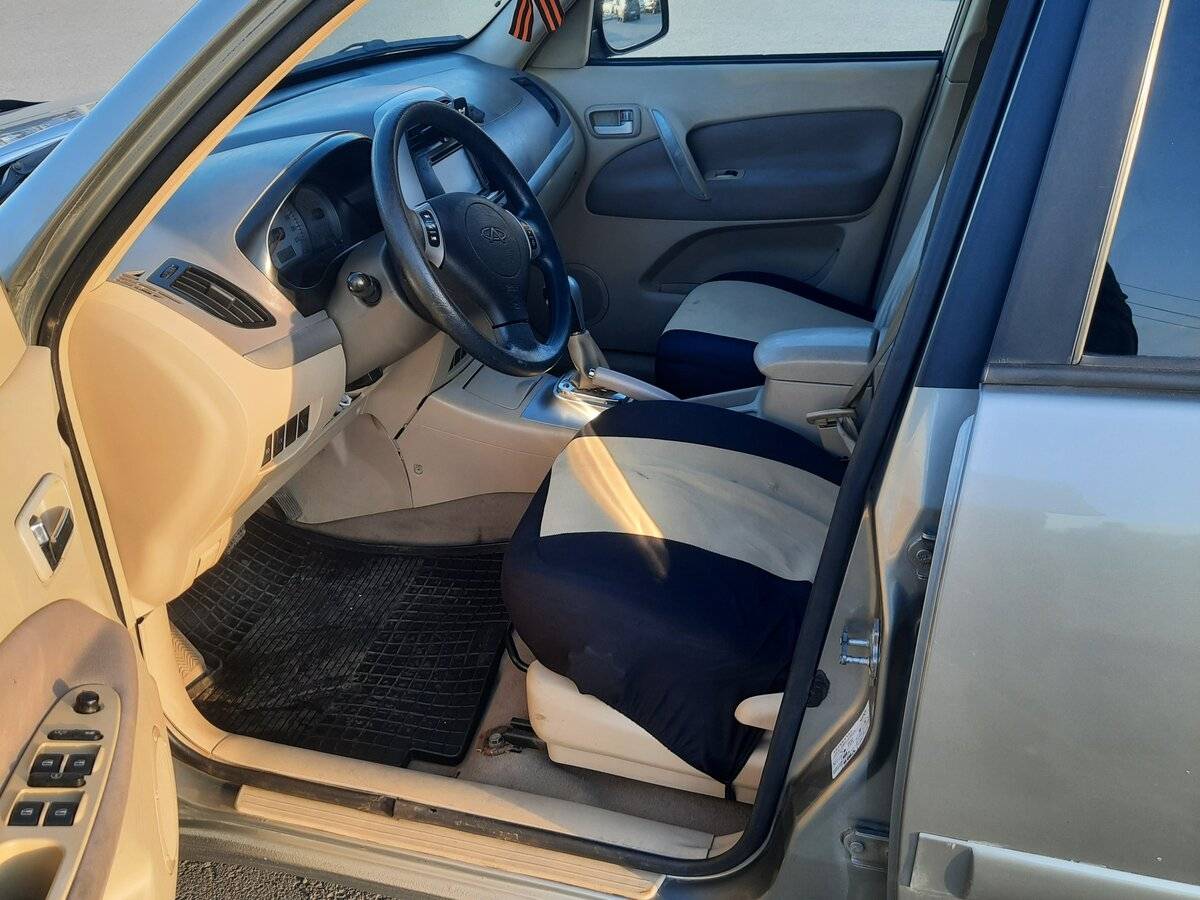 Chery Tiggo (T11) с пробегом — 2009 год. Фото: #8