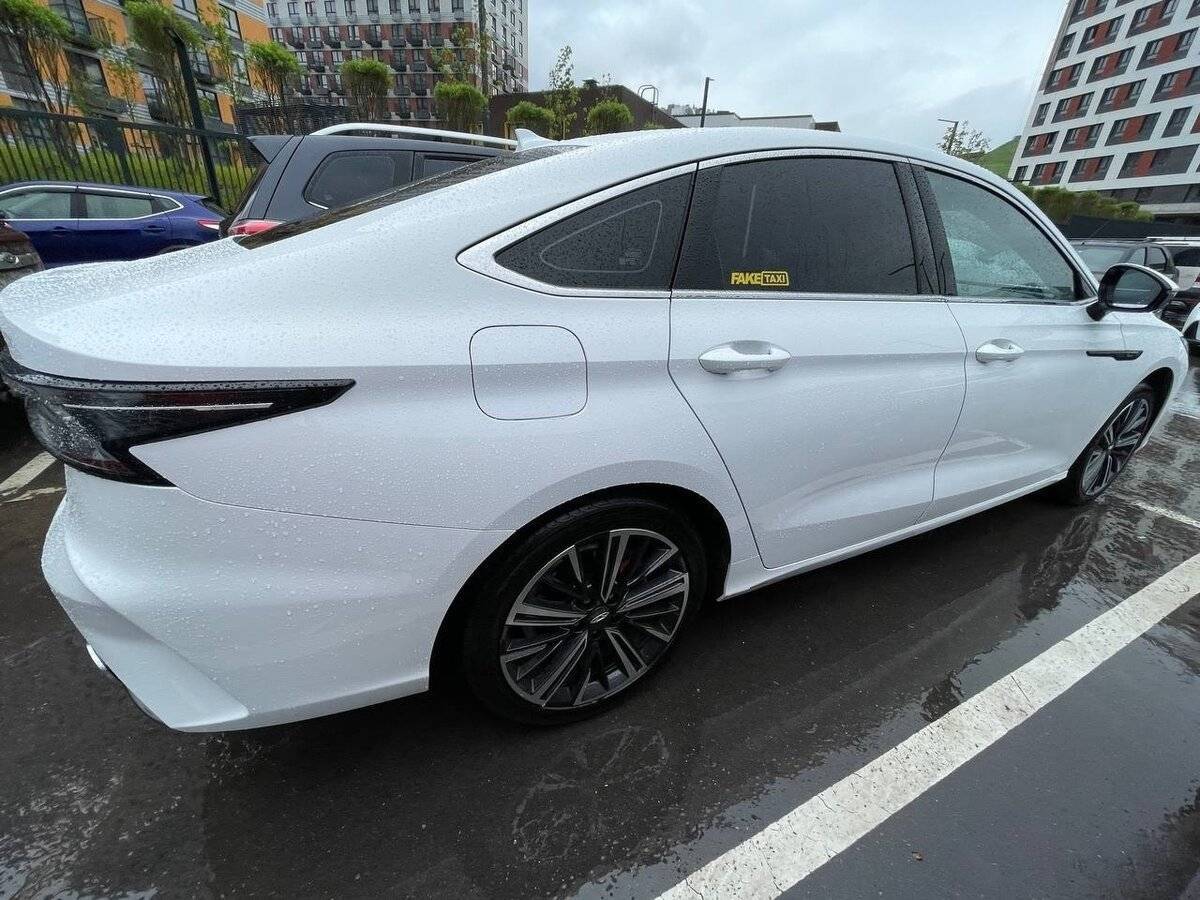 Chery Arrizo 8 с пробегом — 2023 год. Фото: #4