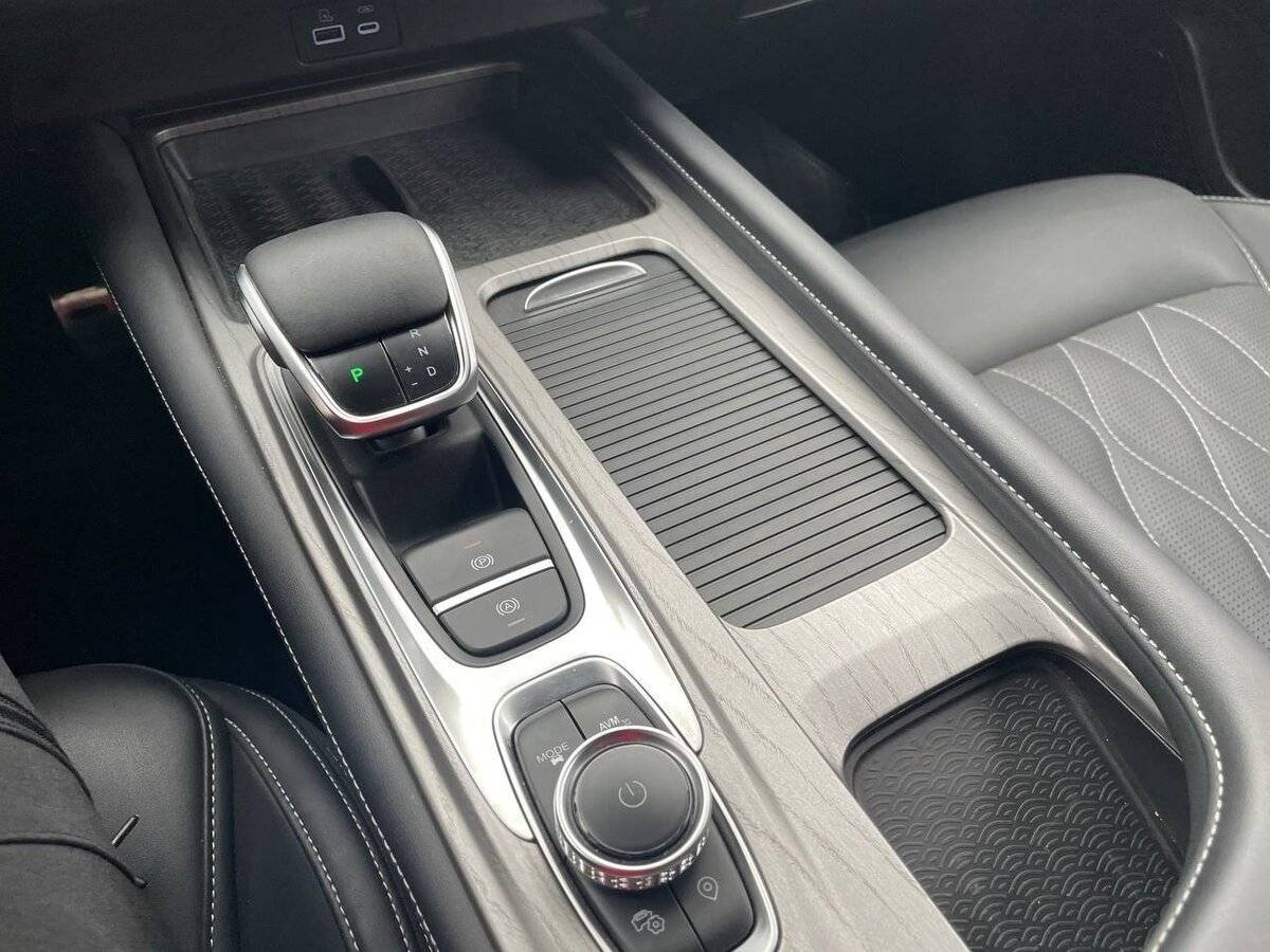 Chery Arrizo 8 с пробегом — 2023 год. Фото: #16