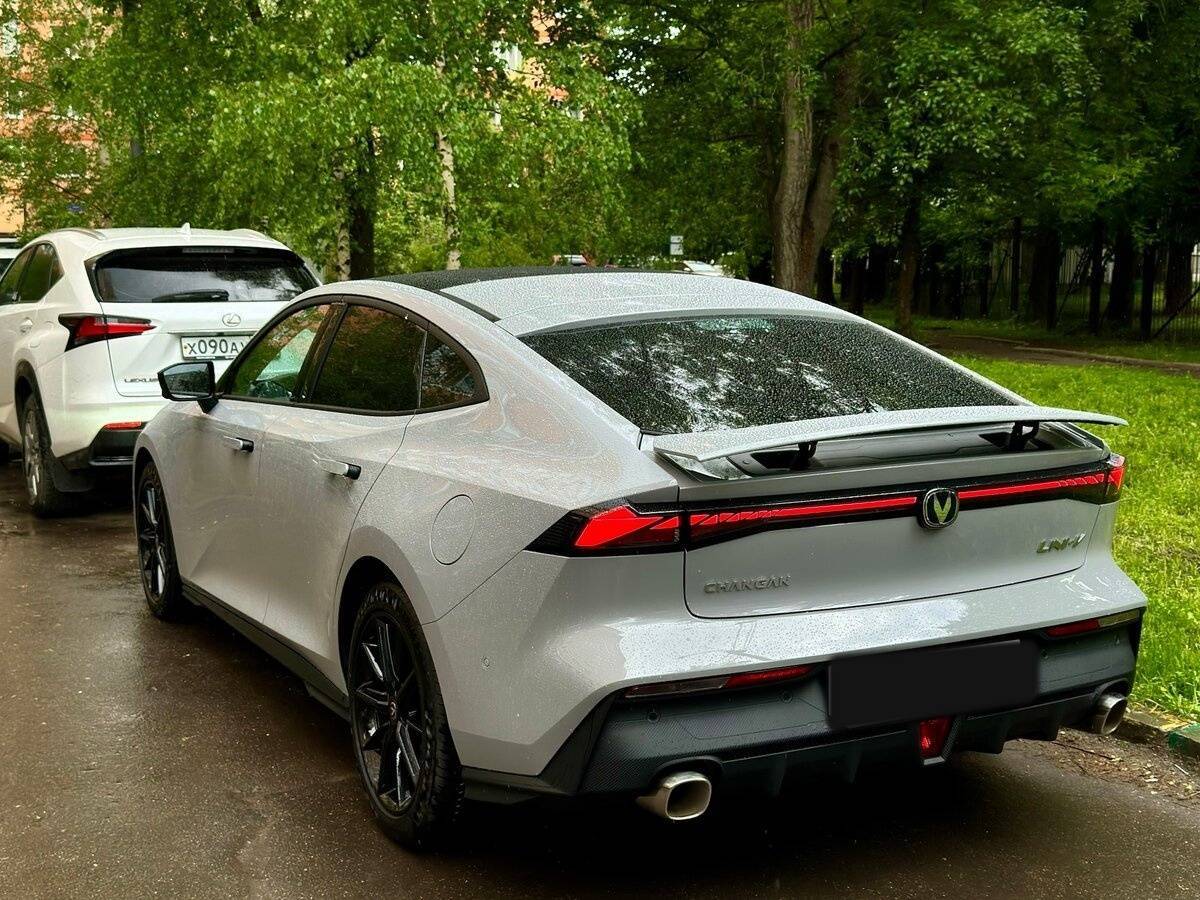 Changan UNI-V с пробегом — 2024 год. Фото: #18