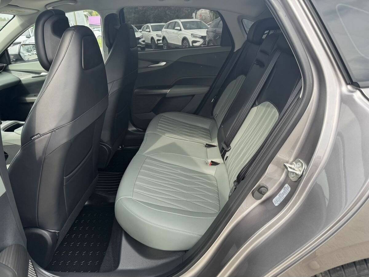 Changan Lamore с пробегом — 2024 год. Фото: #8