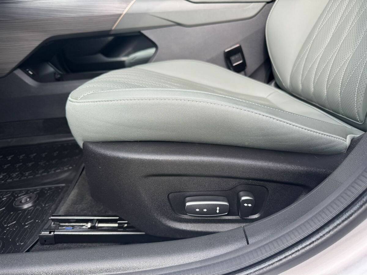 Changan Lamore с пробегом — 2024 год. Фото: #9