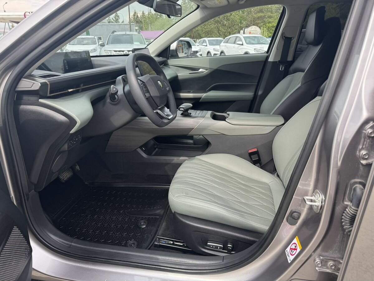 Changan Lamore с пробегом — 2024 год. Фото: #10