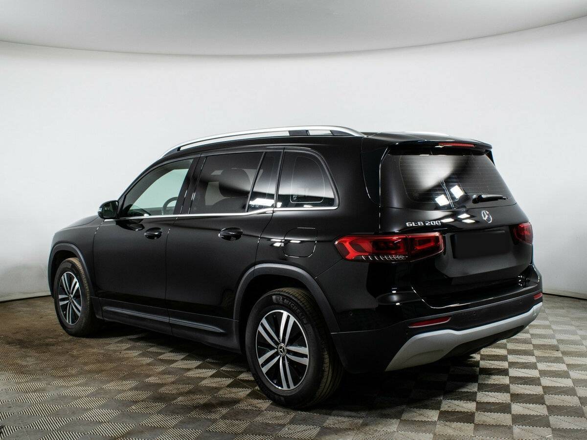 Mercedes-Benz GLB с пробегом — 2021 год. Фото: #6