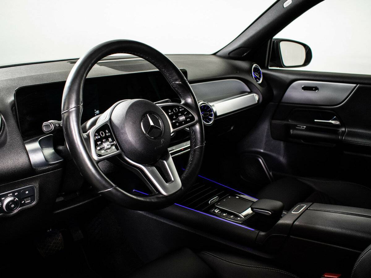 Mercedes-Benz GLB с пробегом — 2021 год. Фото: #12