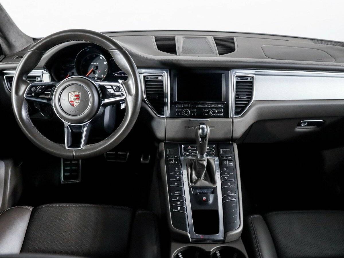 Porsche Macan с пробегом — 2014 год. Фото: #8