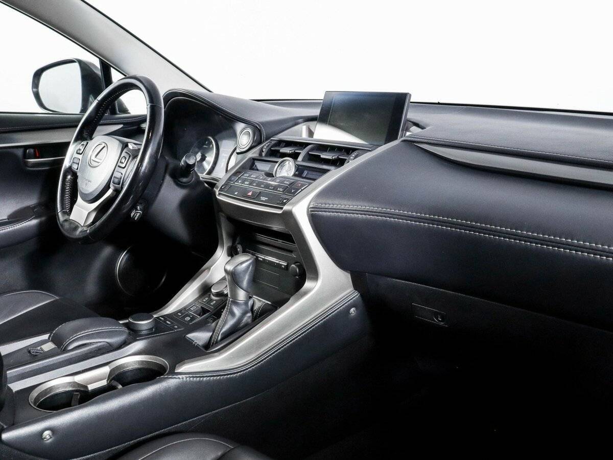 Lexus NX с пробегом — 2015 год. Фото: #5