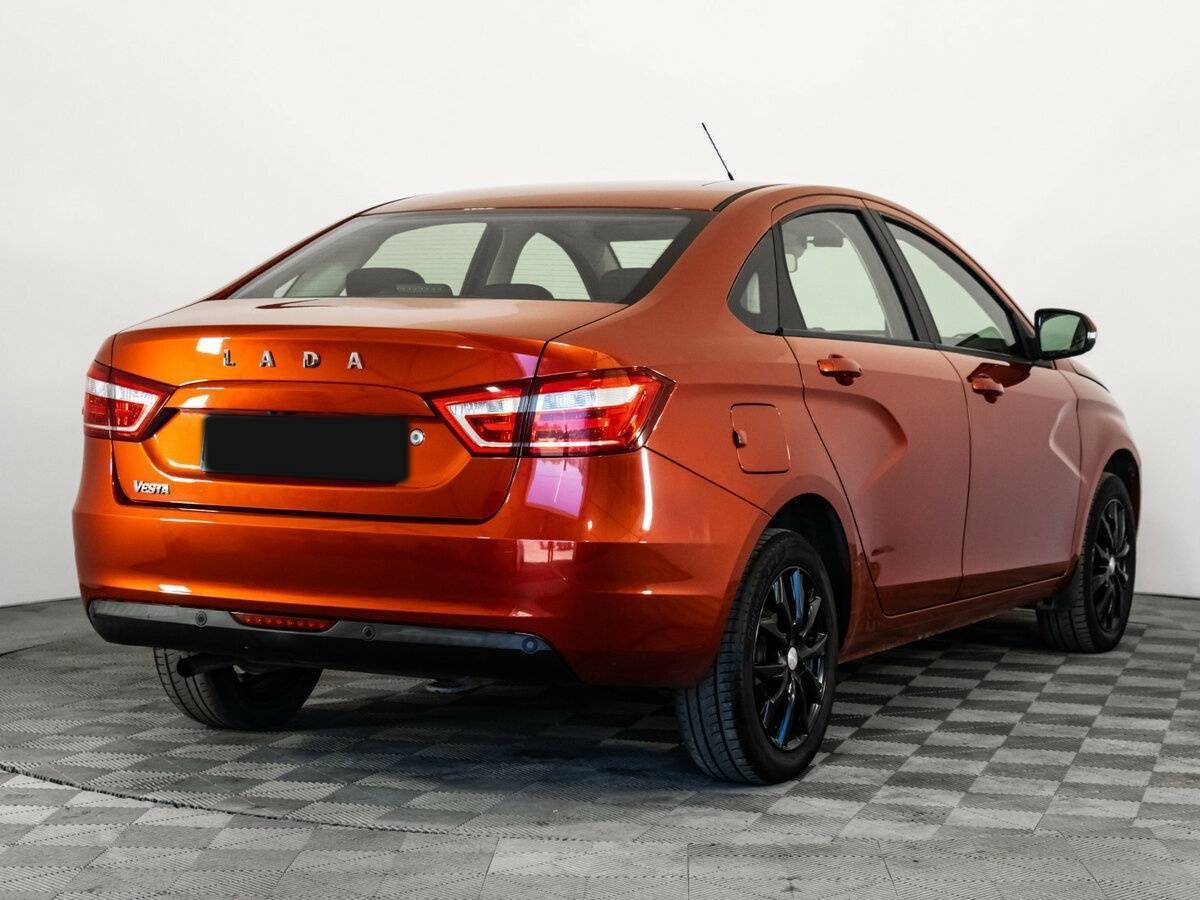 Lada (ВАЗ) Vesta с пробегом — 2016 год. Фото: #4