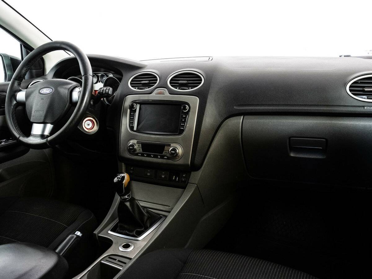 Ford Focus с пробегом — 2009 год. Фото: #6