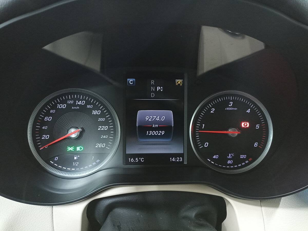 Mercedes-Benz GLC с пробегом — 2017 год. Фото: #12