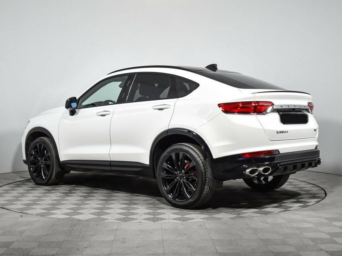 Geely Tugella с пробегом — 2024 год. Фото: #6