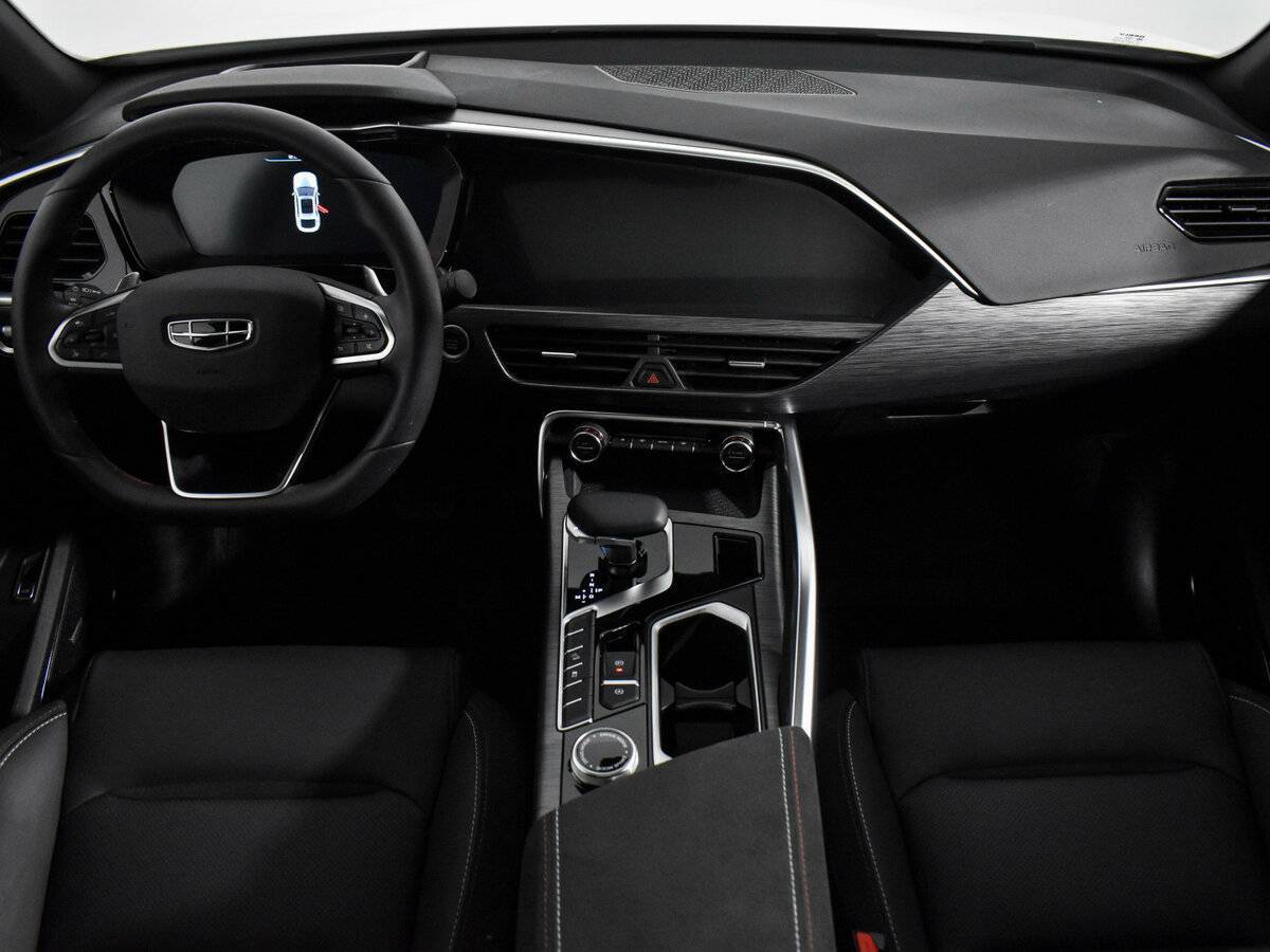 Geely Tugella с пробегом — 2024 год. Фото: #15