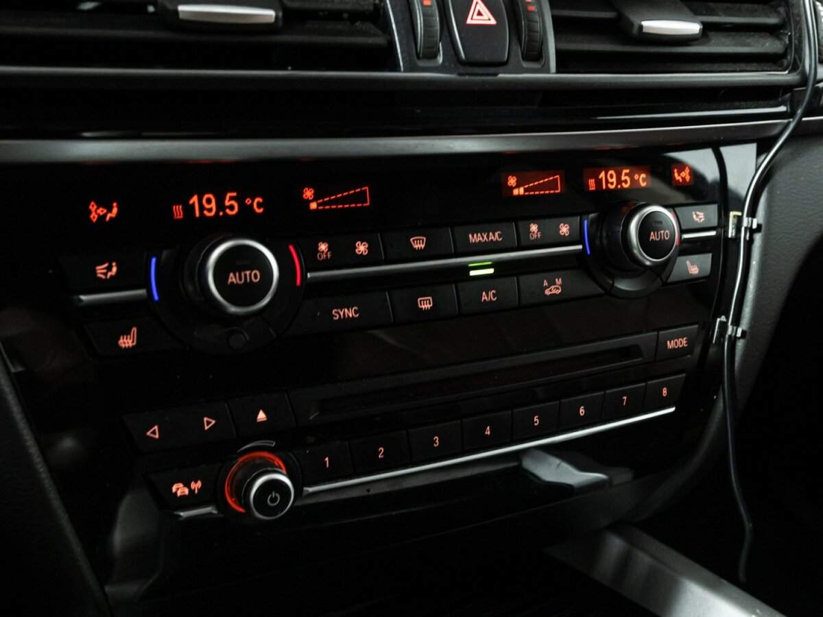 BMW X5 с пробегом — 2015 год. Фото: #17