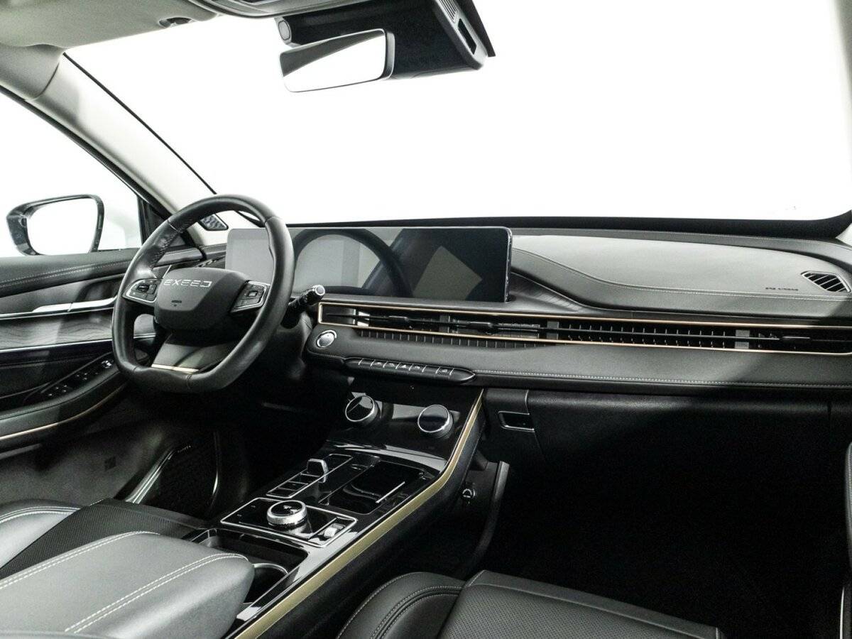 EXEED LX с пробегом — 2023 год. Фото: #8