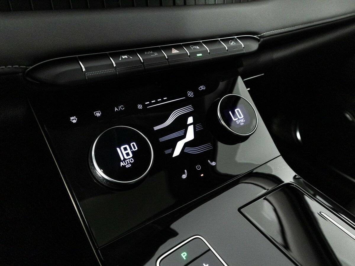 EXEED LX с пробегом — 2023 год. Фото: #18