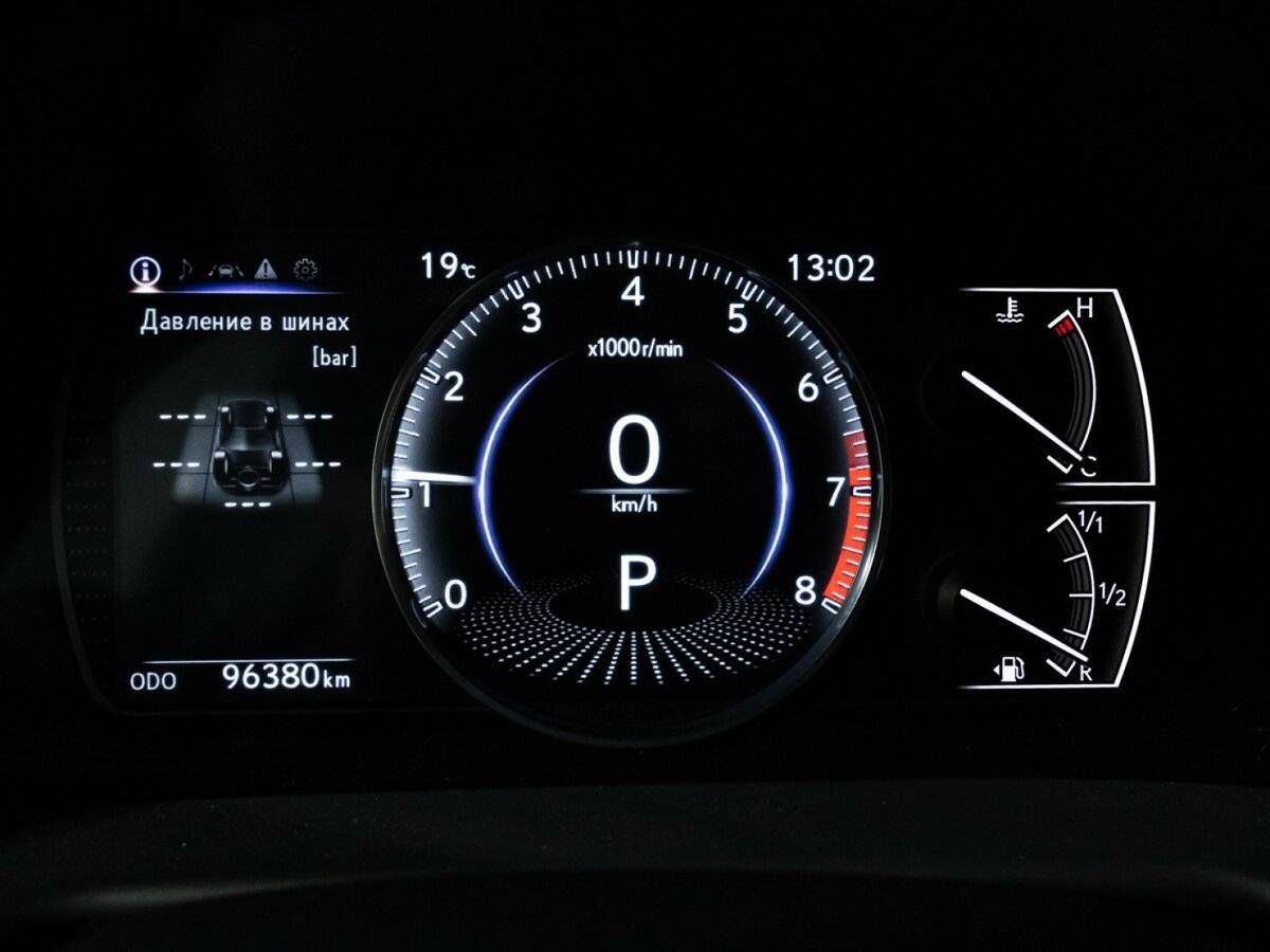 Lexus ES с пробегом — 2021 год. Фото: #11