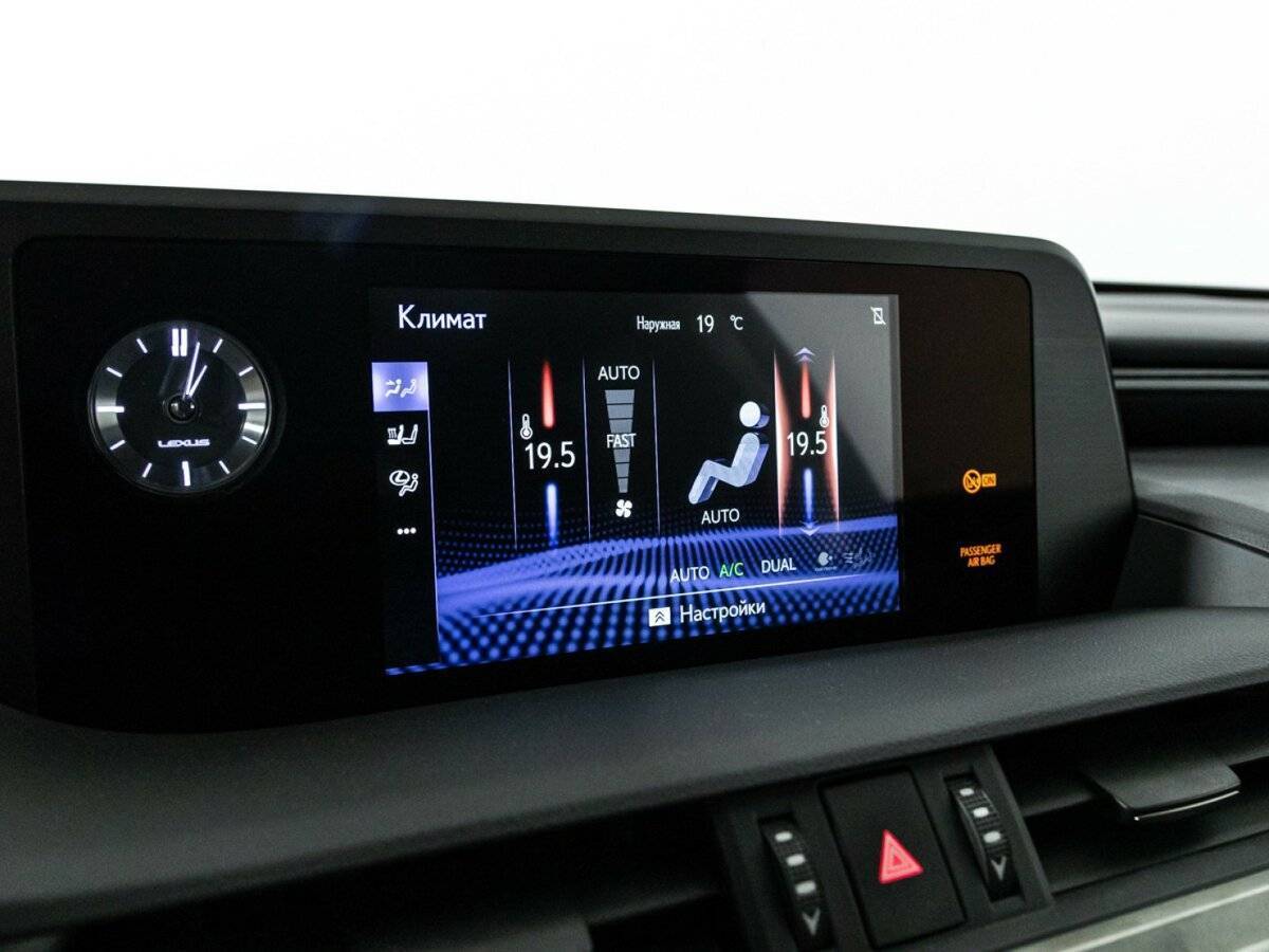 Lexus ES с пробегом — 2021 год. Фото: #18