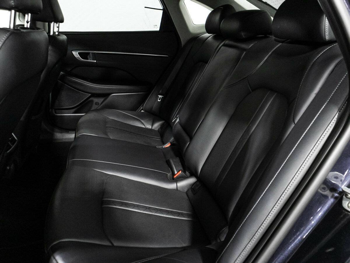 Hyundai Sonata с пробегом — 2019 год. Фото: #9