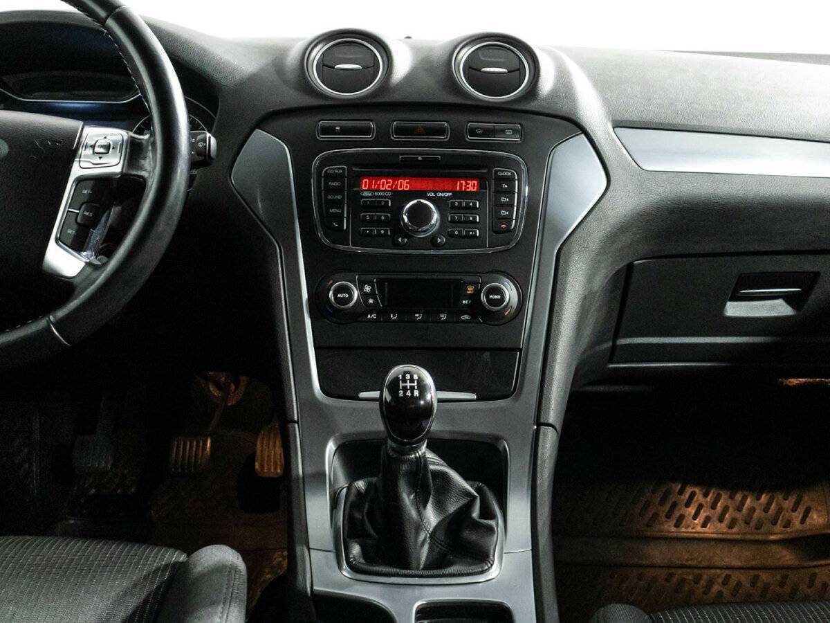 Ford Mondeo с пробегом — 2013 год. Фото: #13