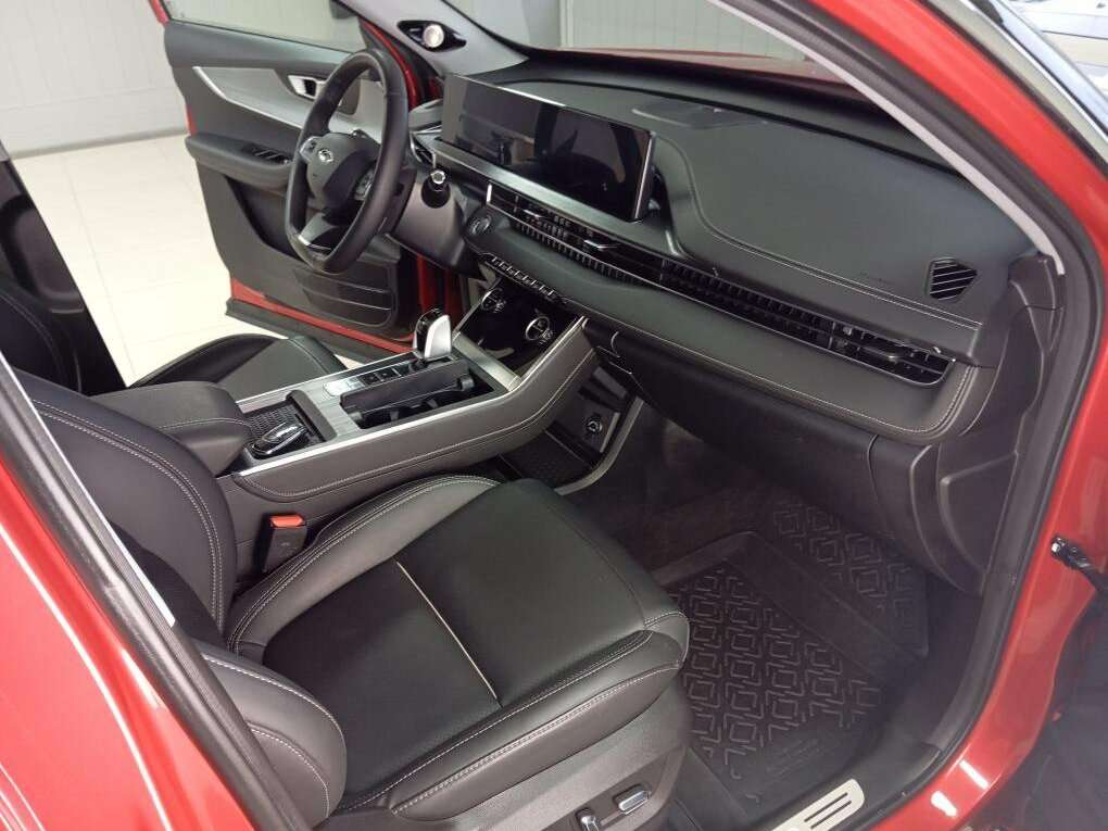 Chery Tiggo 7 Pro Plug-in Hybrid с пробегом — 2023 год. Фото: #11