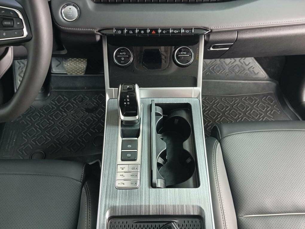 Chery Tiggo 7 Pro Plug-in Hybrid с пробегом — 2023 год. Фото: #15