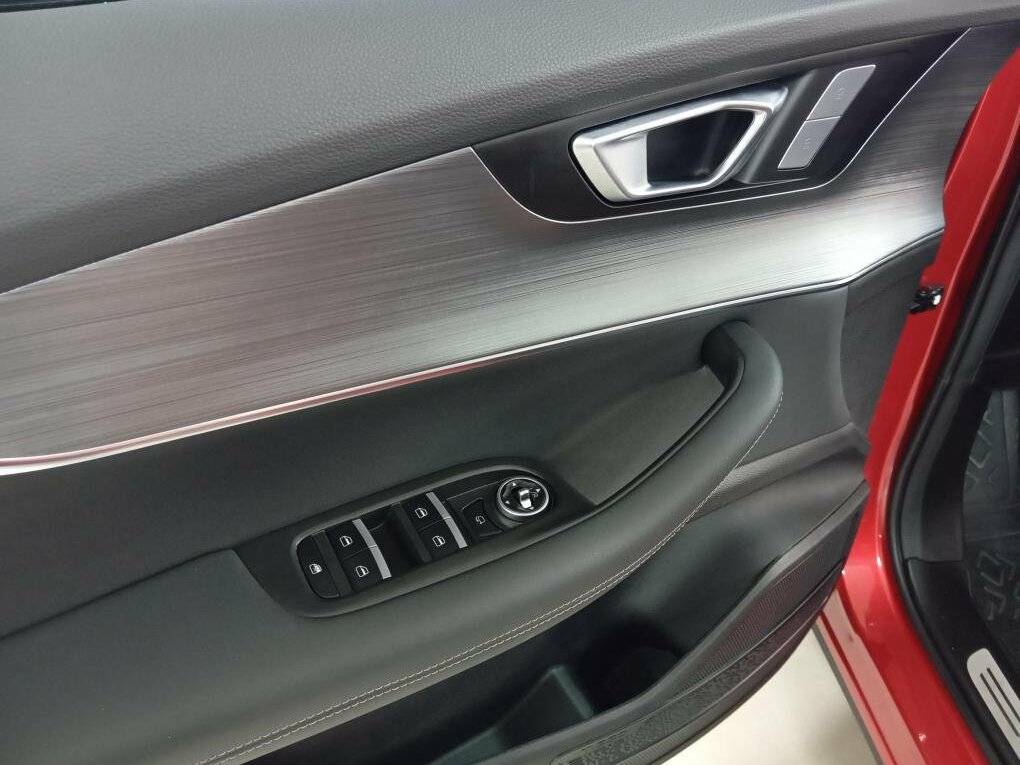 Chery Tiggo 7 Pro Plug-in Hybrid с пробегом — 2023 год. Фото: #17