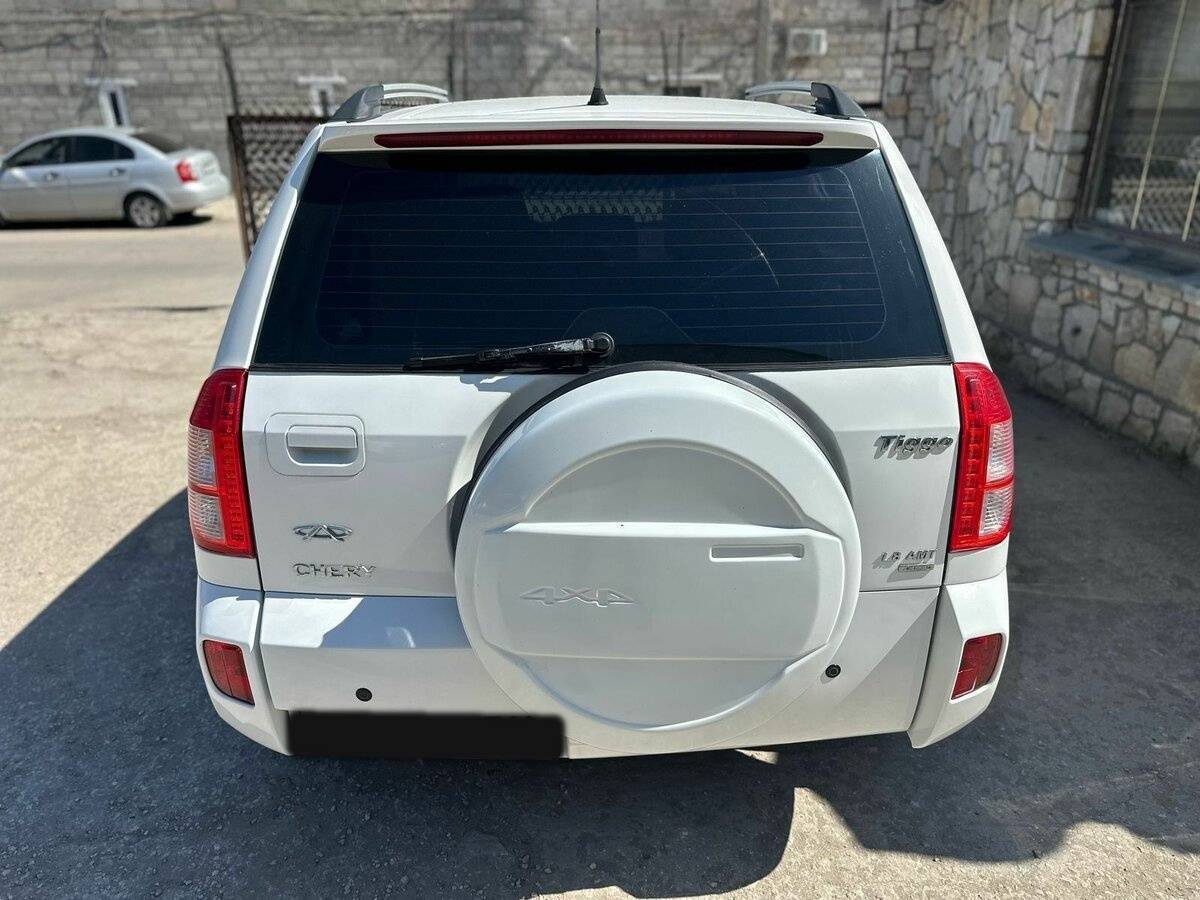 Chery Tiggo (T11) с пробегом — 2015 год. Фото: #3