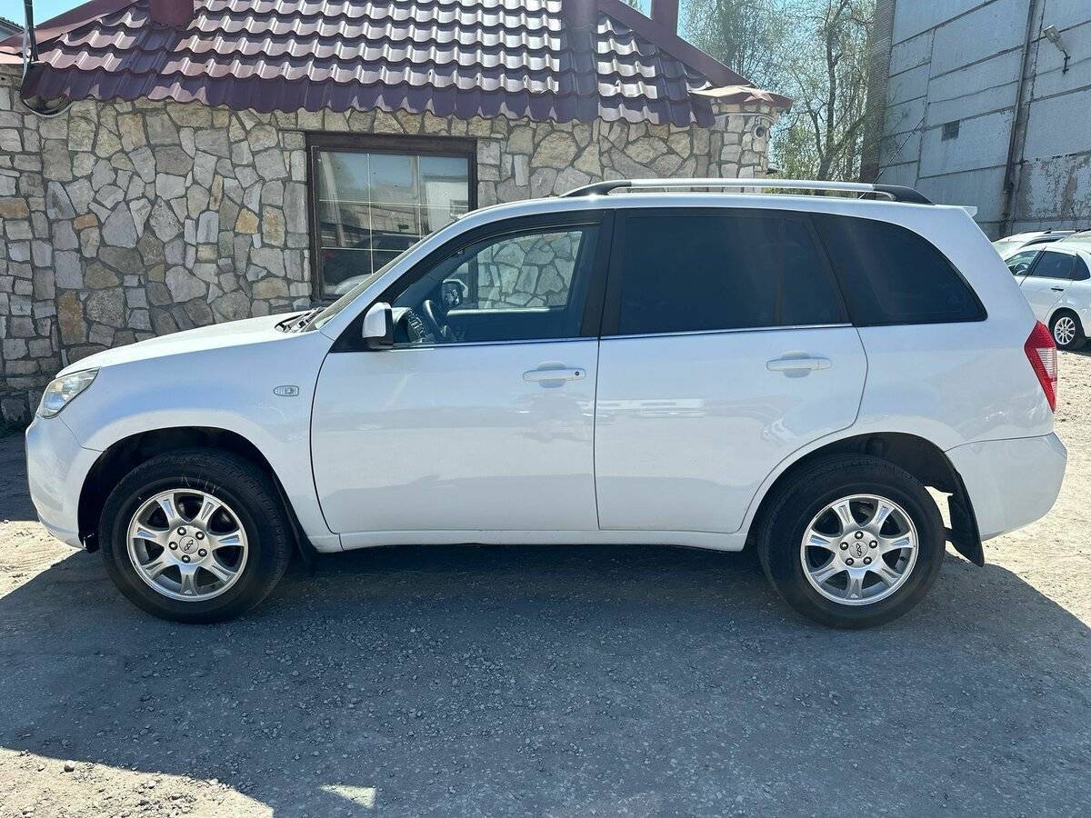 Chery Tiggo (T11) с пробегом — 2015 год. Фото: #5