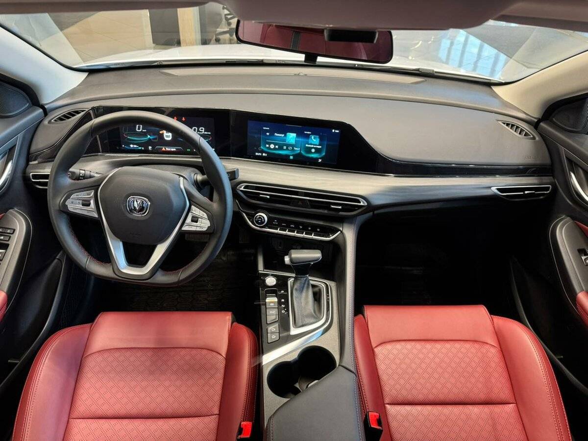 Changan Eado Plus с пробегом — 2023 год. Фото: #8